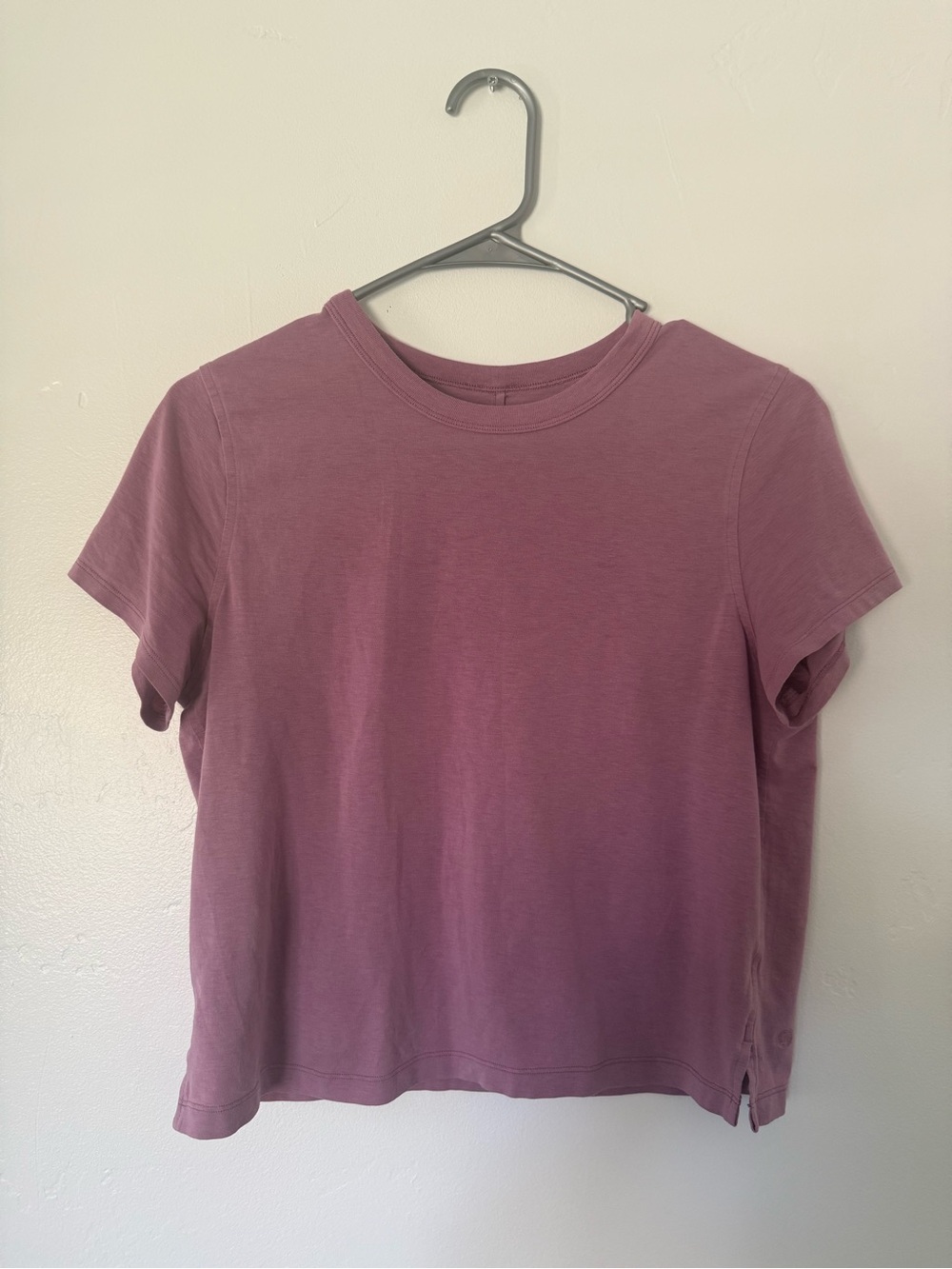 Lululemon Classic Fit Cotton Blend Short Sleeve Tee